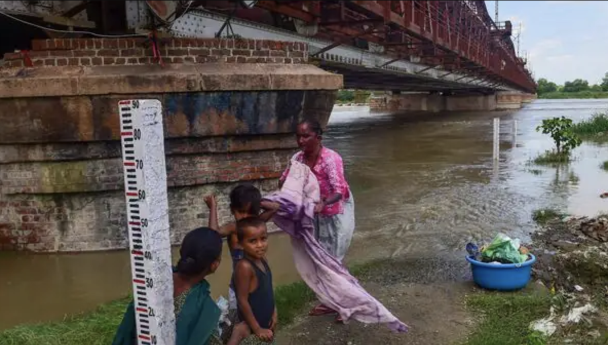 Delhi floods: Yamuna water level surpasses