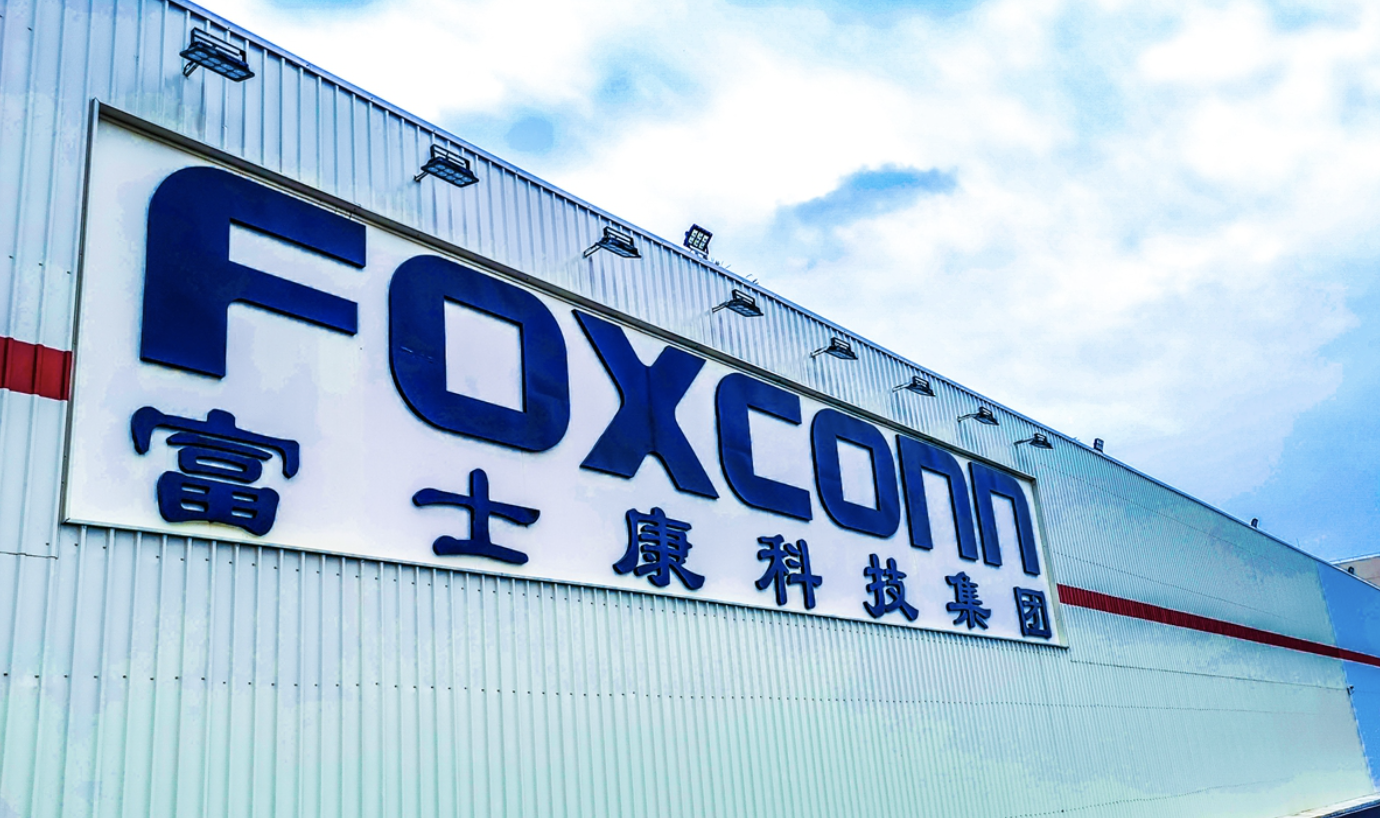 Foxconn: Apple supplier drops out of $20bn India factory plan