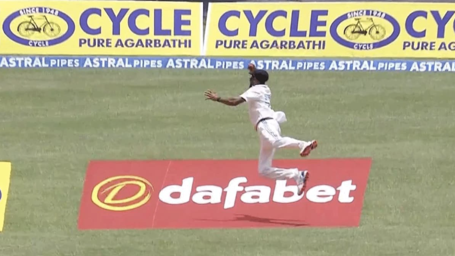 Mohammed Siraj takes a stunning catch